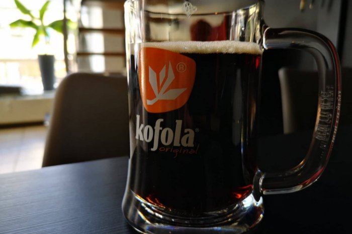 Ilustračný obrázok k článku Sucho má dopad aj na známe nápoje: Spoločnosť Kofola ŠETRÍ VODOU!