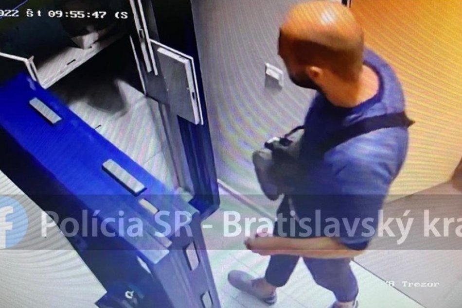 Ilustračný obrázok k článku MIMORIADNA správa: Lupiči prepadli banku a sú na úteku! POZOR, môžu byť ozbrojení!