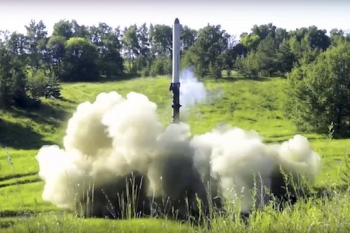 Ilustračný obrázok k článku SVET O SLOVENSKU: Putin chce v Bielorusku rakety s jadrovými hlavicami. OHROZIA aj nás!