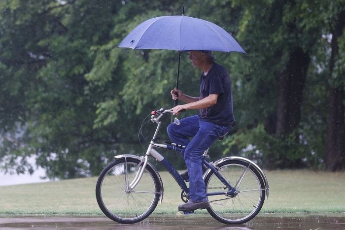 Ilustračný obrázok k článku Slovensko potrápia búrky a prudké lejaky: Pre niektoré okresy platí výstraha!
