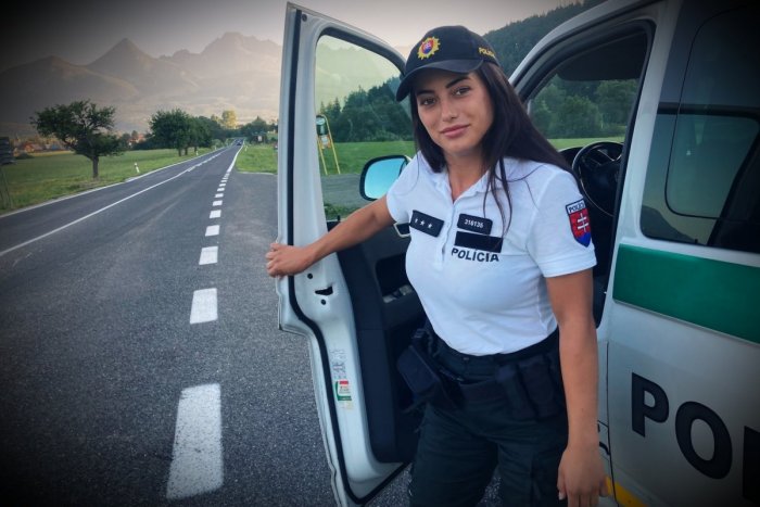 Ilustračný obrázok k článku Nečakané poďakovanie vodiča: Policajtka mu udelila pokutu a on ani nemal pokazený deň