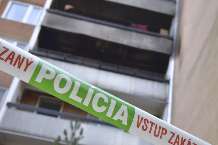 Ilustračný obrázok k článku Strašná SMRŤ v plameňoch: Žena na balkóne volala o pomoc márne