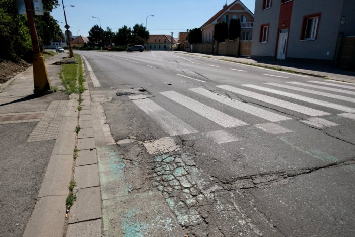 Ilustračný obrázok k článku V Bratislave sa veľkom opravujú cesty. POZOR na obmedzenie dopravy v TOMTO úseku!