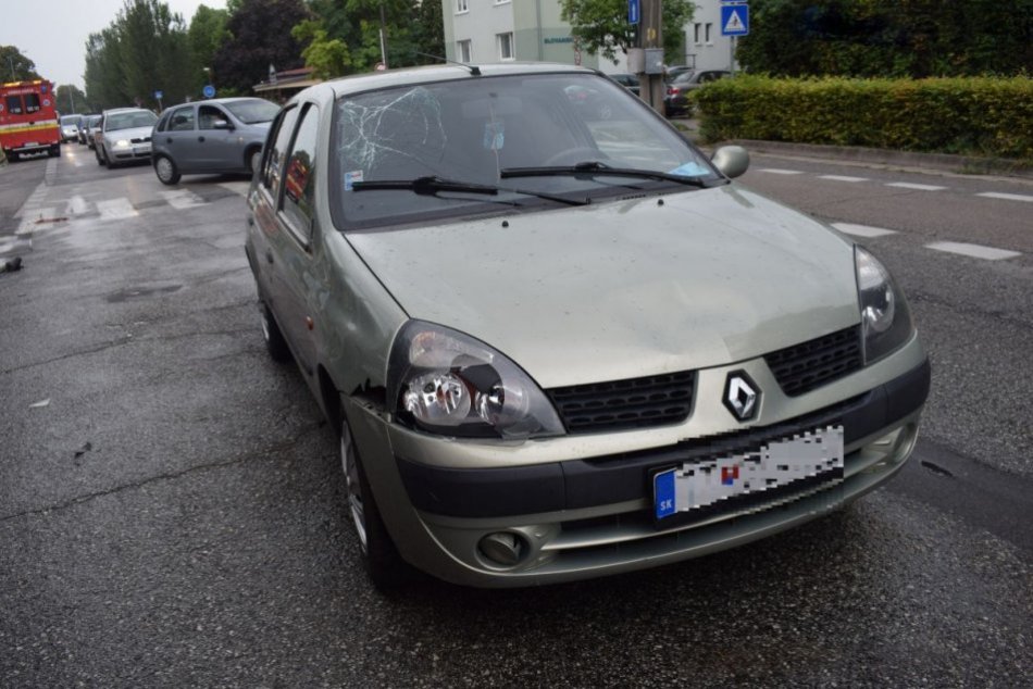 Ilustračný obrázok k článku Kolízia auta s cyklistkou v Trnave: Polícia hľadá svedkov nehody