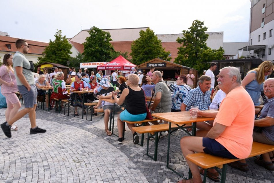 Ilustračný obrázok k článku Lučenecké hodovanie bude plné lákadiel: Prinesie pivný FESTIVAL i tradičný JARMOK