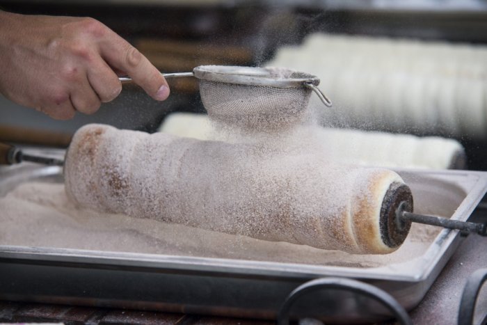 Ilustračný obrázok k článku SVET O SLOVENSKU: Angličania šalejú zo známeho slovenského koláča!