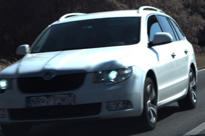 Ilustračný obrázok k článku Vodič pri Nitre prekročil rýchlosť o 88 km/h: Skončil s MASTNOU pokutou