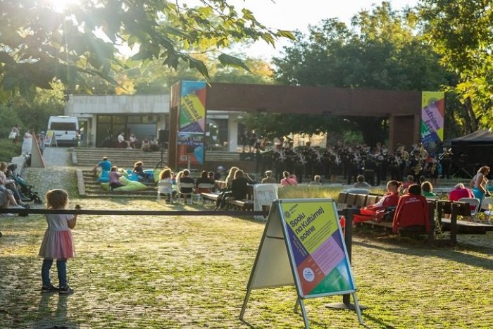 Ilustračný obrázok k článku Kam v Bratislave ZADARMO: Mesto ožije bubnovačkou aj setom dídžeja v nevšednom priestore