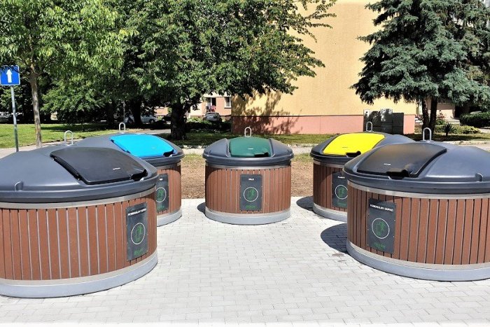 Ilustračný obrázok k článku Vymieňajú staré za nové: Na jednej z ulíc pribudne 11 stojísk polopodzemných kontajnerov