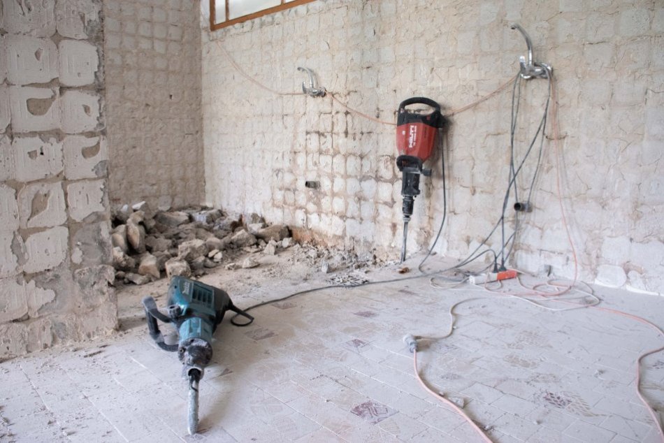 Ilustračný obrázok k článku Práce za vyše pol MILIÓNA eur: Mesto obnovuje kuchyňu na jednej zo základných škôl