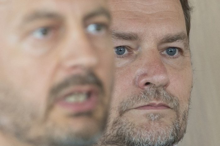 Ilustračný obrázok k článku SVET O SLOVENSKU: Politická situácia na Slovensku? To už chce prácu psychiatrov!