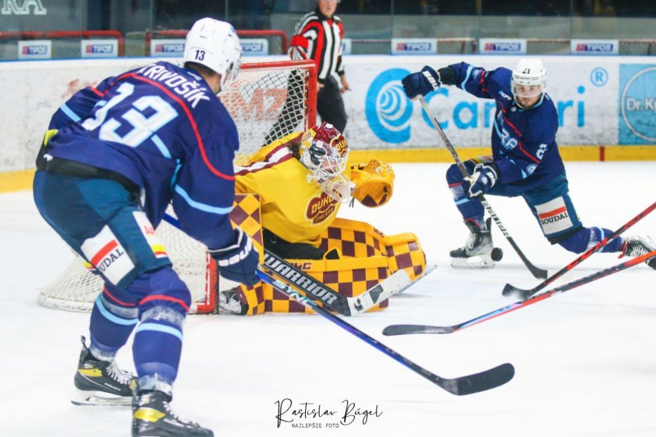 Ilustračný obrázok k článku Skvelé správy pre fanúšikov: Poznáme prvé TERMÍNY prípravných zápasov HK Nitra