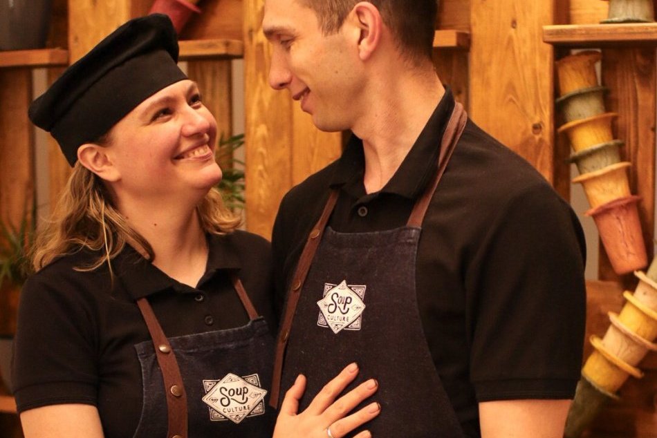 Yevheniia Kripak s manželom ponúkajú Prešovčanom zdravú vegánsku stravu.