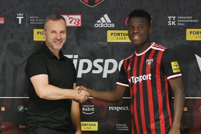 Ilustračný obrázok k článku Spartak hlási ďalšiu POSILU: Do kádra pribudol mladý Nigérijčan