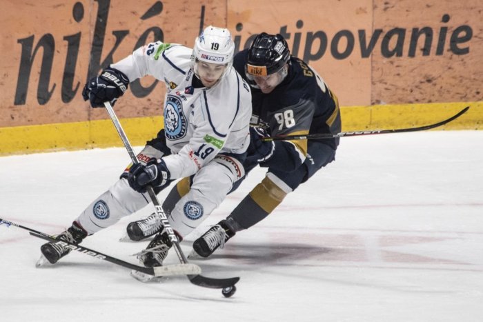 Ilustračný obrázok k článku Útočník Corgoňov mení klub: Nitra ho poslala na HOSŤOVANIE do Liptovského Mikuláša