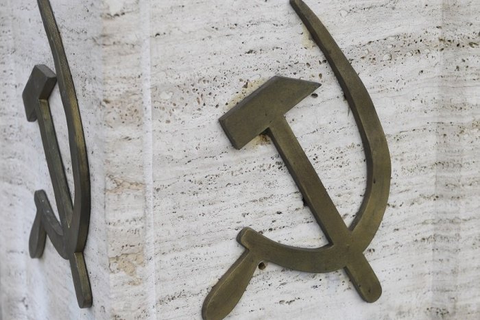 Ilustračný obrázok k článku Komunistické symboly v centre Košíc: Poslanci ich obnovovanie považujú za hanbu
