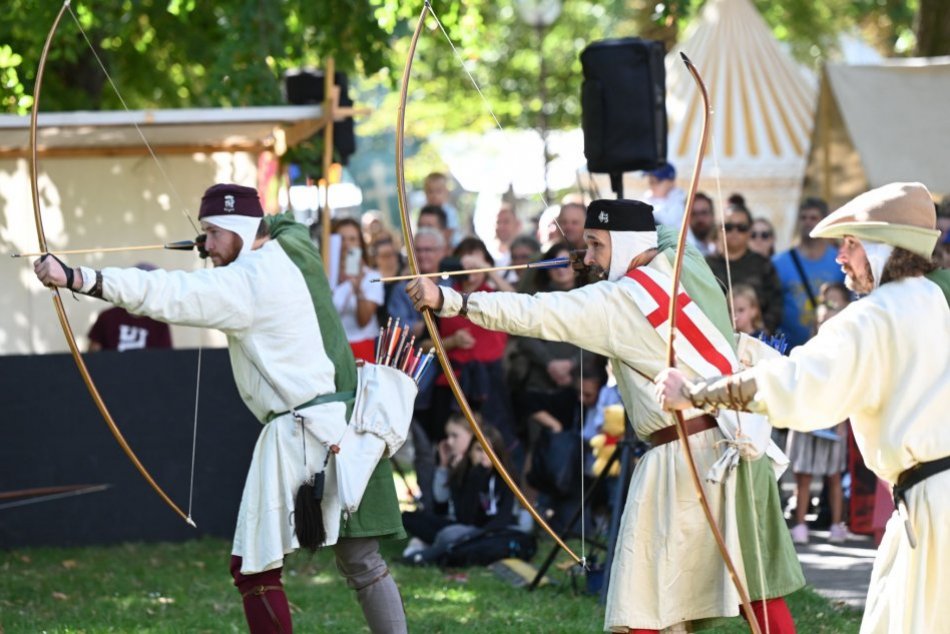 Ilustračný obrázok k článku KAM cez víkend v Nitre? Užite si Stredovek na hrade, jesenný swap aj Farmárske TRHY