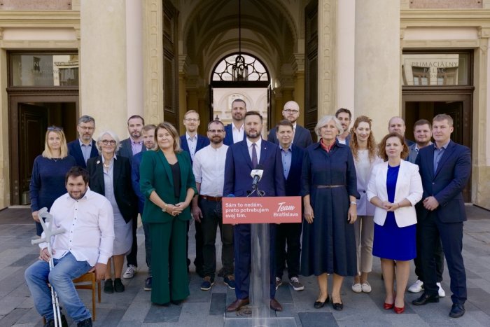 Ilustračný obrázok k článku Matúš Vallo spustil volebnú kampaň: S Teamom Bratislava chce urobiť ešte viac ako doteraz