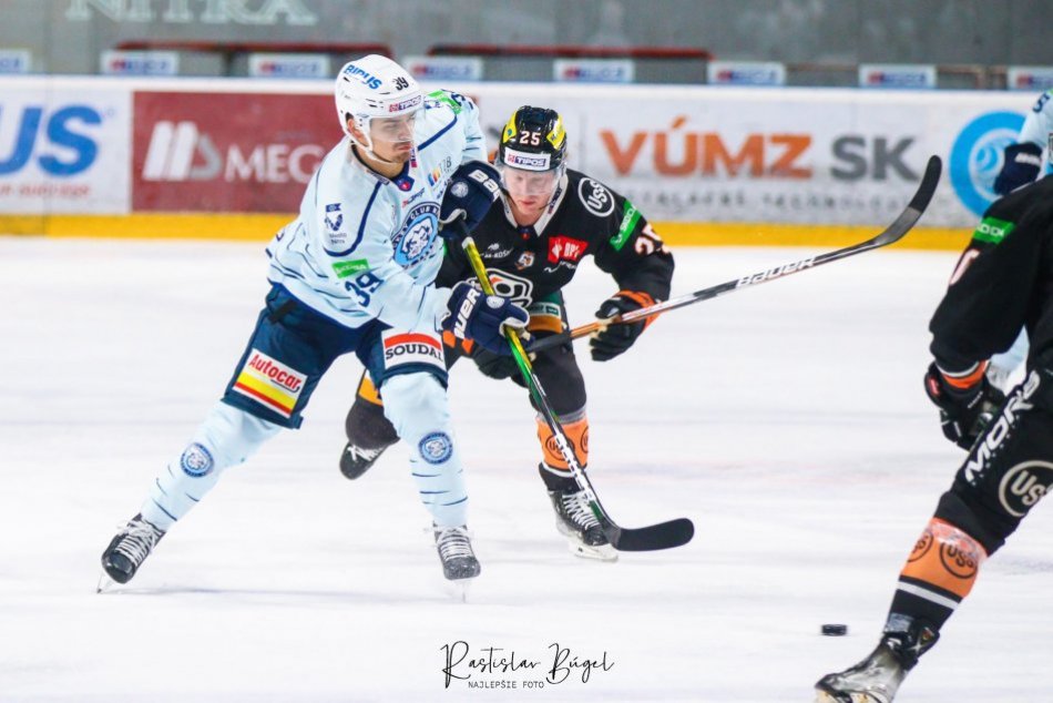 Ilustračný obrázok k článku V kabíne Nitry panuje výborná nálada: Pred čím varujú Milo s Gajdošom?