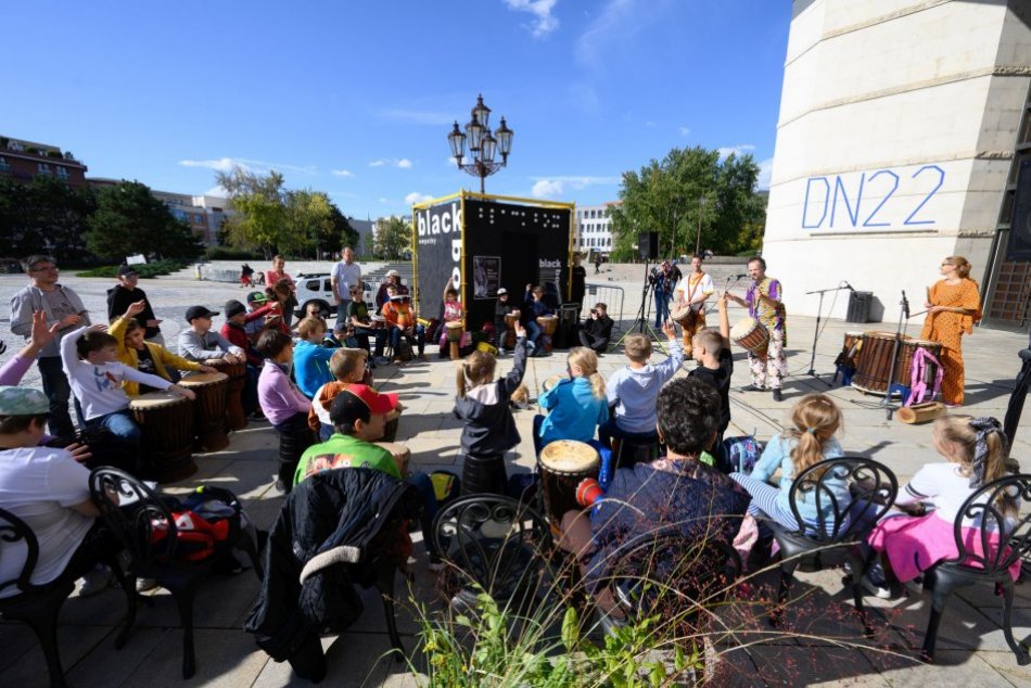 Ilustračný obrázok k článku Festival Divadelná Nitra mení termín: Konať sa bude na začiatku LETA