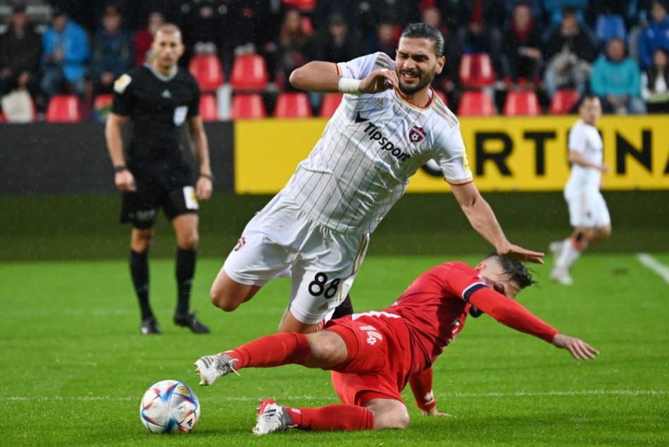 Ilustračný obrázok k článku ViOn nestačil na trnavský Spartak: Naša defenzíva bola rozobratá, znie z kabíny, FOTO