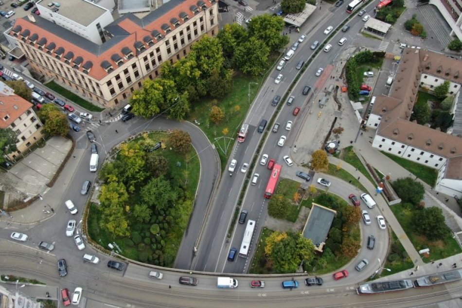 Ilustračný obrázok k článku Pochod na pamiatku OBETÍ na Zochovej: Aktivisti žiadajú riešenia, ktoré zabránia tragédiám