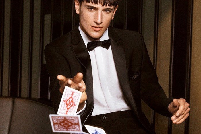 Ilustračný obrázok k článku KVALITNÝ A ZÁROVEŇ LACNÝ OBLEK NA STUŽKOVÚ? ZISŤOVALI SME ZA VÁS!