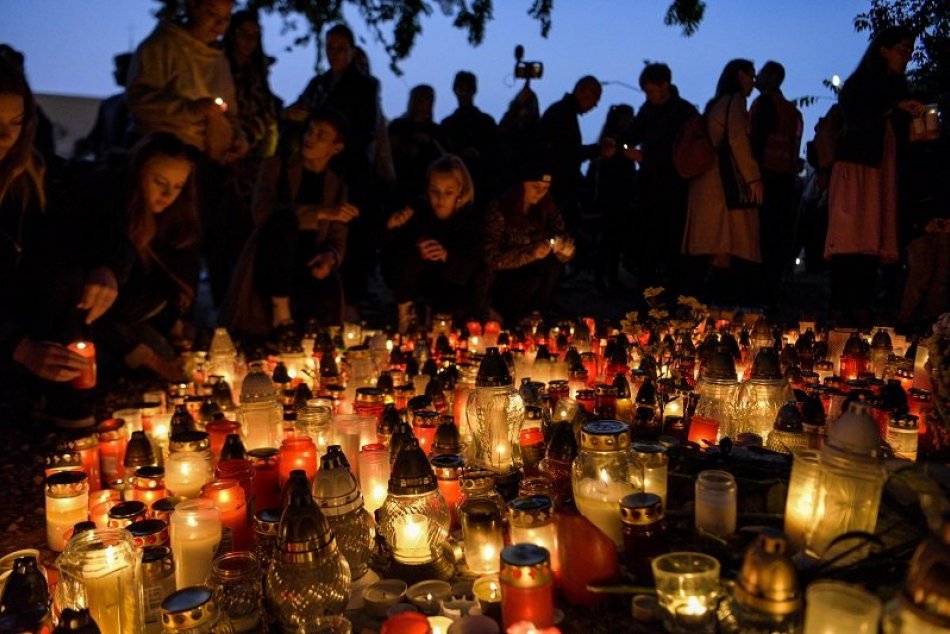 Ilustračný obrázok k článku Najväčšie TRAGÉDIE roka 2022: Bratislava má za sebou smutný rok, TOTO otriaslo mestom