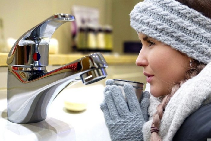 Ilustračný obrázok k článku Francúzsko pre ceny energií uťahuje opasky: VYPNE teplú vodu vo verejných budovách