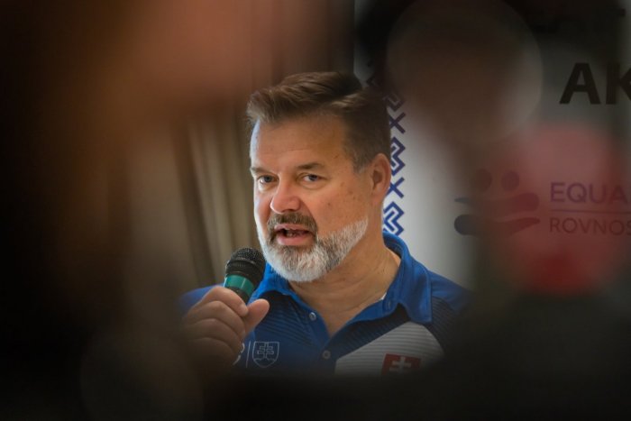 Ilustračný obrázok k článku PRVÉ slová Dědečka po nehode: Je mu ľúto študentov, ktorých ZABIL a má veľké výčitky!