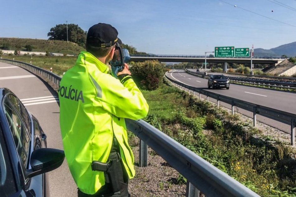 Ilustračný obrázok k článku Smutné zistenia z rýchlostnej cesty R1: Má až 8 nehodových úsekov!