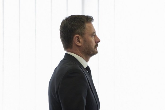 Ilustračný obrázok k článku Heger vyzval zahraničných lekárov, aby nám prišli na POMOC: Česi ho poslali kade ľahšie!