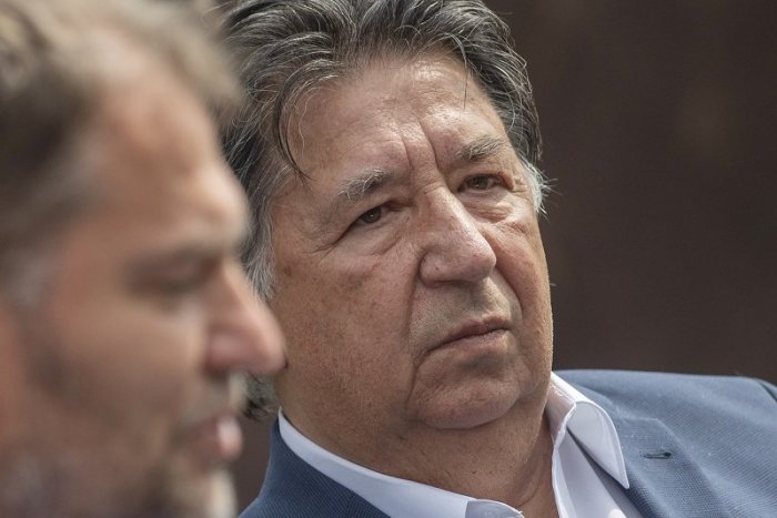 Ilustračný obrázok k článku O ďalšieho menej? Budaj ODÍDE z vlády aj koalície, ak príde k dohode s FAŠISTAMI