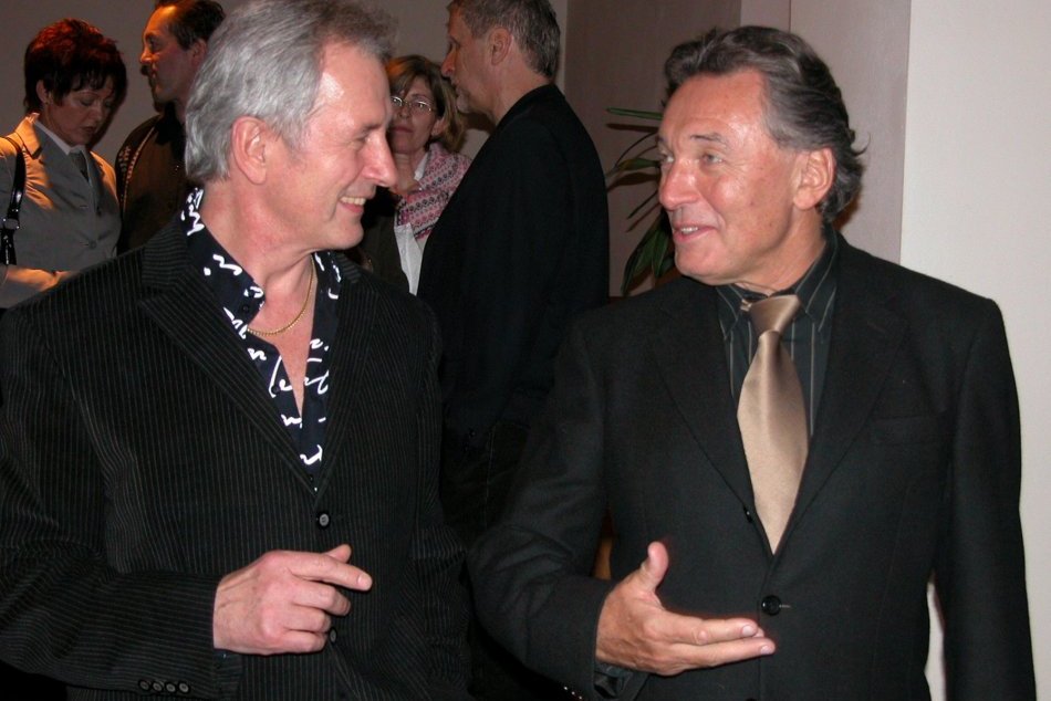 Ilustračný obrázok k článku Slovenská umelecká scéna sa ponorila do smútku: Navždy ju opustil legendárny hudobník