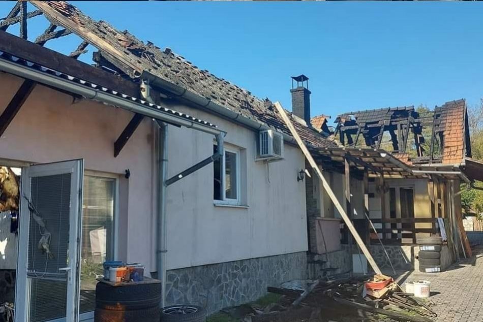 Ilustračný obrázok k článku KRUTÝ osud! Hasiča vyslali k POŽIARU vlastného domu, o ktorý prišiel: Kolegovia prosia o POMOC