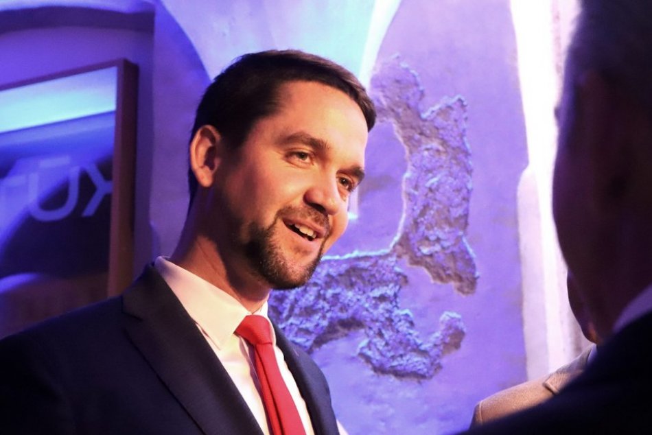 Ilustračný obrázok k článku Župan Lunter si vyskúša novú profesiu: Postaví sa do stánku na vianočných trhoch