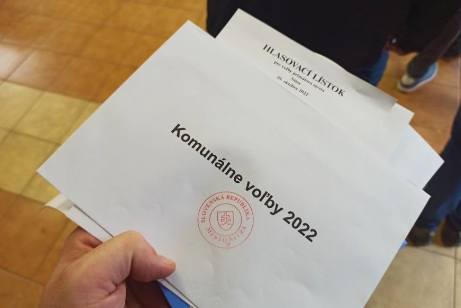 Ilustračný obrázok k článku Poznáme DEFINITÍVNE výsledky volieb v Poprade: Aký rozdiel delil Danka s Majerským?