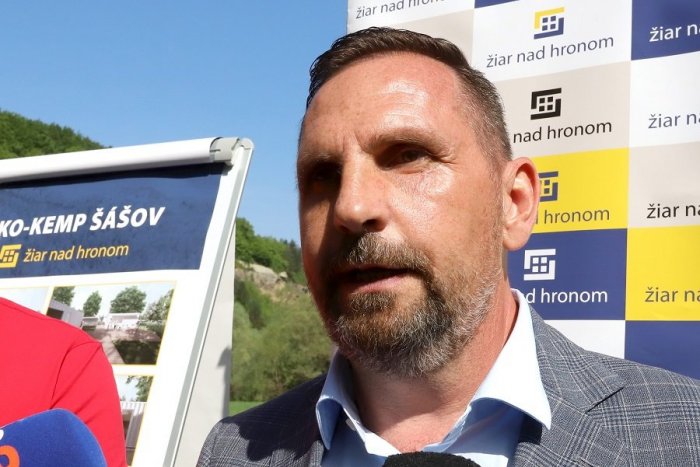 Ilustračný obrázok k článku Žiarčania zmenu NECHCELI: Mesto opäť povedie Peter Antal