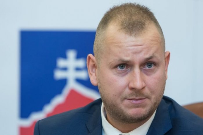 Ilustračný obrázok k článku Jakubec o svojom FIASKU na primátora Bratislavy: Mnohí voliči boli ožratí alebo zhúlení!