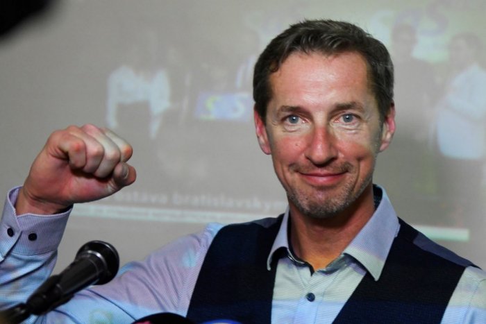 Ilustračný obrázok k článku Prešovský samosprávny kraj bude opäť viesť Majerský: Čo povedal po znovuzvolení? FOTO