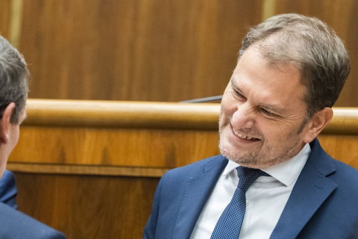 Ilustračný obrázok k článku Matovič s úškrnom odkazuje Slovákom: My tu budeme vládnuť NAVEKY!