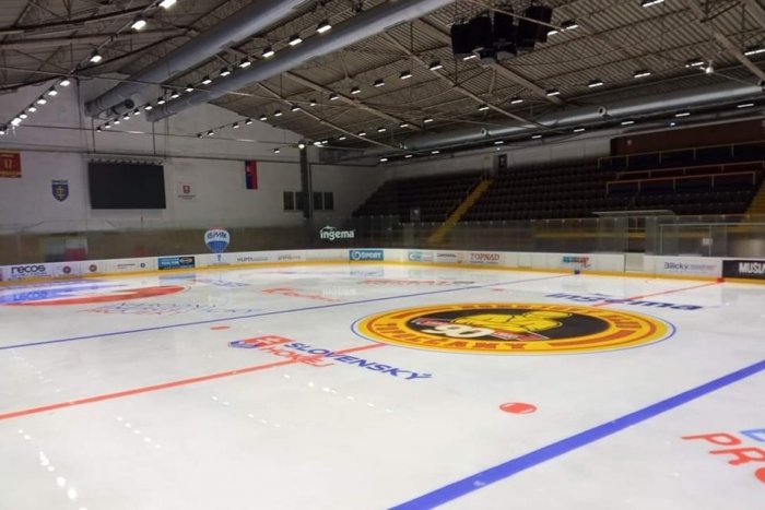 Ilustračný obrázok k článku MILIÓNOVÁ rekonštrukcia topoľčianskeho zimného štadióna. Čo všetko sa zmenilo?