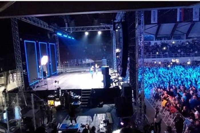 Ilustračný obrázok k článku Bystrica roztočila párty v retro štýle! Tisíce ľudí si užili MEGA SHOW 90. rokov, VIDEO