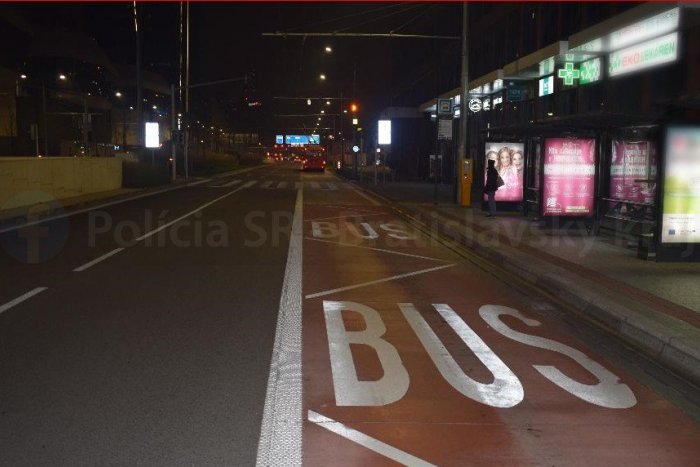 Ilustračný obrázok k článku Ďalšia ZBYTOČNÁ nehoda kolobežkára v Bratislave! ZRANENÝ mladík skončil v nemocnici