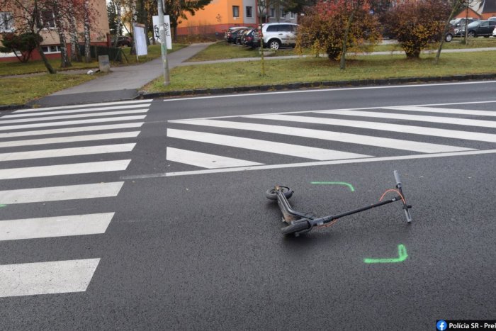 Ilustračný obrázok k článku V Poprade došlo k zrážke staršej kolobežkárky s autom: Žena utrpela ťažké zranenie!