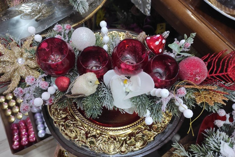 Ilustračný obrázok k článku Zútulnite si domov a inšpirujte sa:  Aké ADVENTNÉ VENCE sú tento rok hitom? FOTO