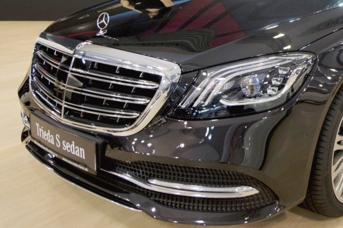 Ilustračný obrázok k článku SVET O SLOVENSKU: Slávny symbol Mercedesu sa bude vyrábať na Slovensku!