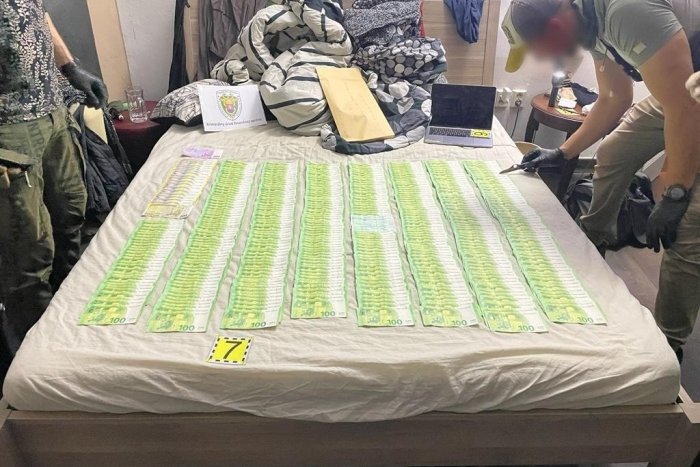 Ilustračný obrázok k článku Turek si nechával posielať drogy POŠTOU: Predával ich aj vo svojom obchode v Bratislave