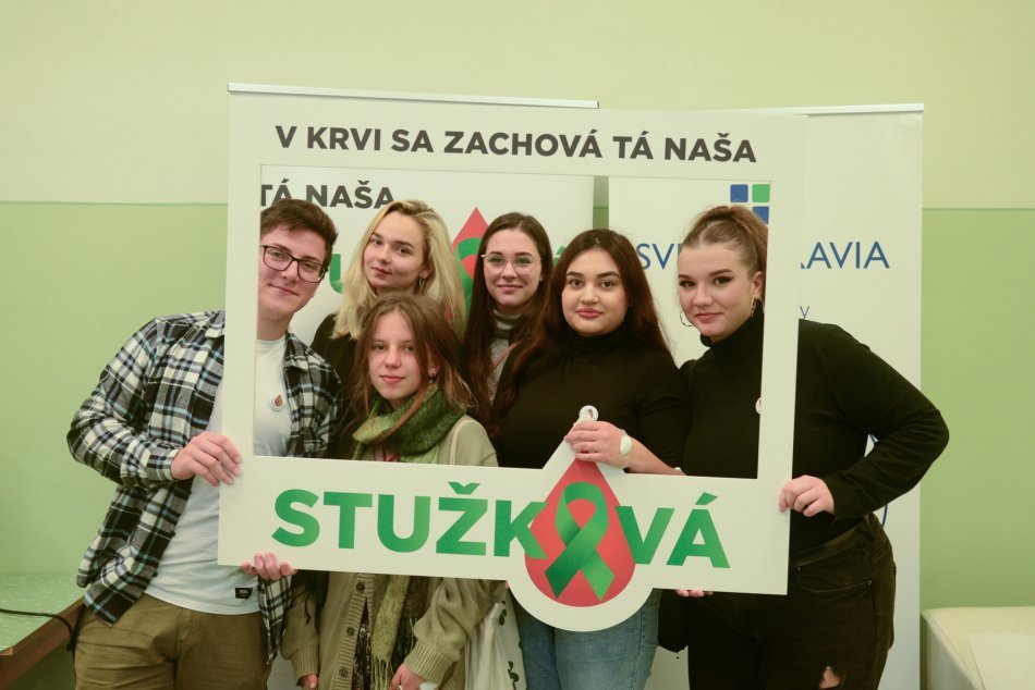 Ilustračný obrázok k článku Topoľčianskych študentov poriadne prekvapili: Zažili netradičnú stužkovú