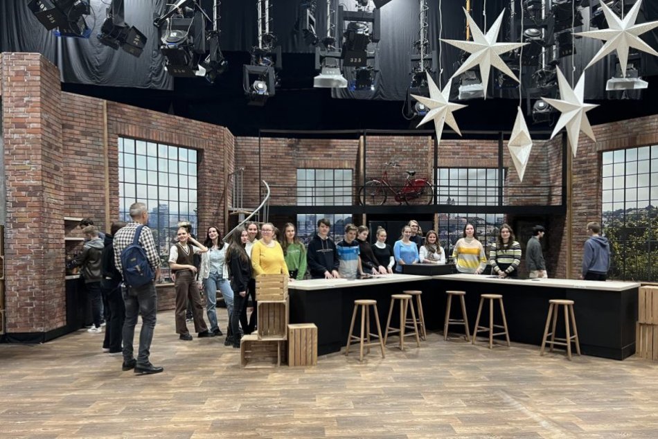 Ilustračný obrázok k článku Neviete kam na strednú? Príďte 30. 11. na DOD popradských slovensko-nemeckých „biliniek“!